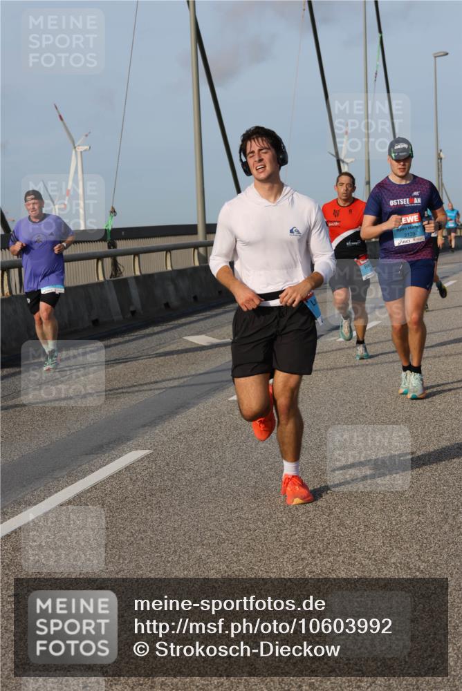03.10.2026 - Köhlbrandbrückenlauf Strokosch-Dieckow http://msf.ph/oto/10603992 03.10.2026 09:40:31 Position 2 2139 meine-sportfotos.de