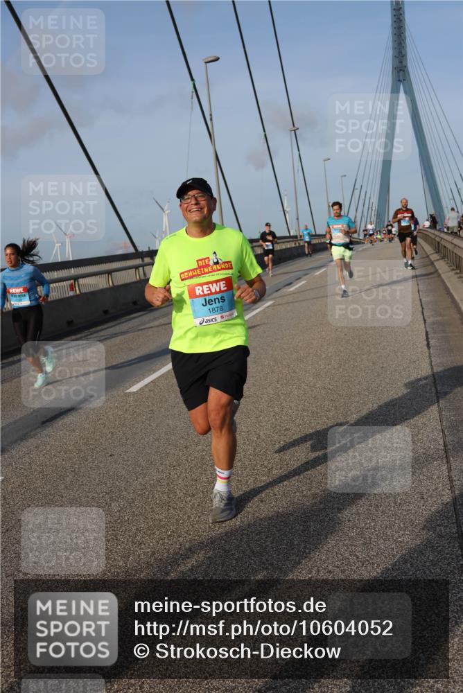 03.10.2026 - Köhlbrandbrückenlauf Strokosch-Dieckow http://msf.ph/oto/10604052 03.10.2026 09:40:37 Position 2 1878 meine-sportfotos.de