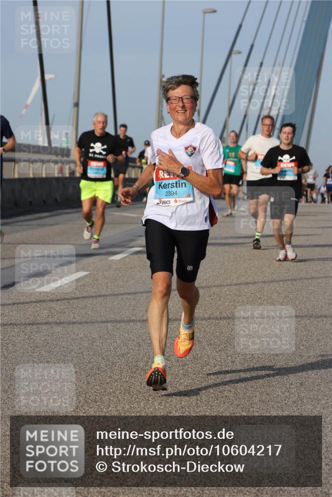 03.10.2026 - Köhlbrandbrückenlauf Strokosch-Dieckow http://msf.ph/oto/10604217 03.10.2026 09:40:59 Position 2 2394, 10 meine-sportfotos.de