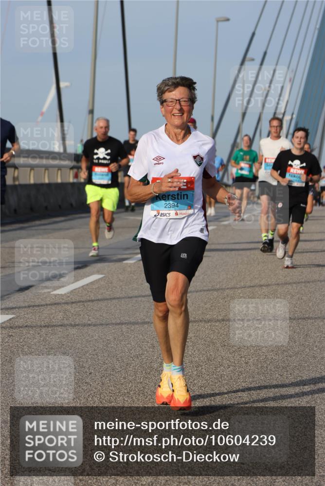 03.10.2026 - Köhlbrandbrückenlauf Strokosch-Dieckow http://msf.ph/oto/10604239 03.10.2026 09:40:59 Position 2 2394 meine-sportfotos.de