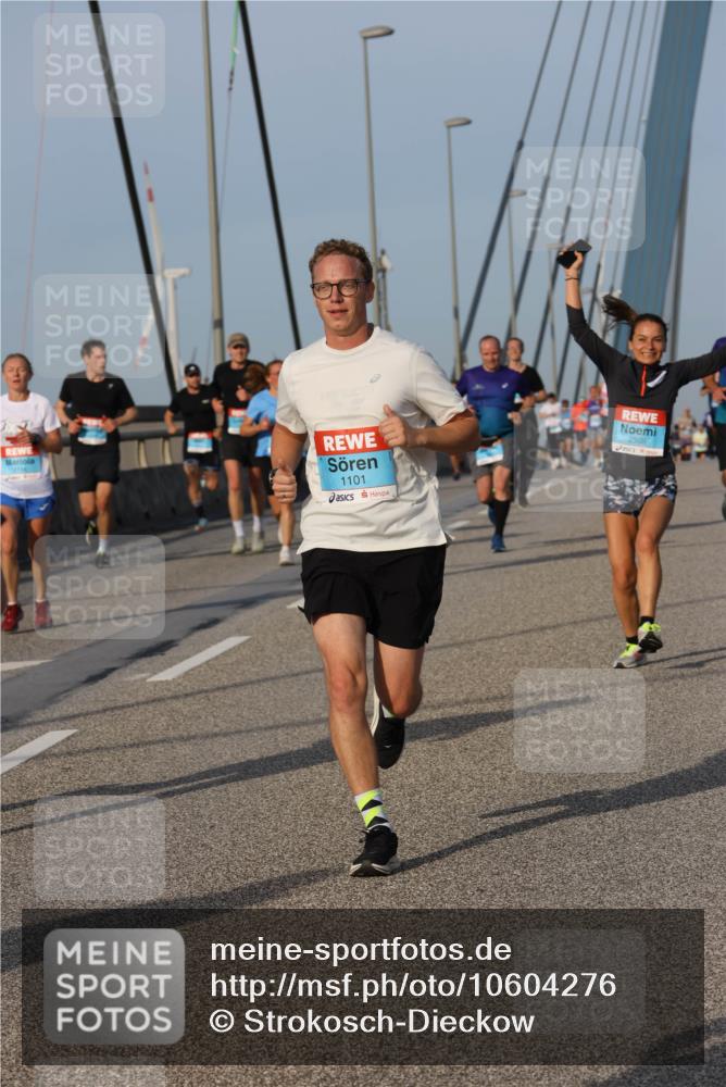 03.10.2026 - Köhlbrandbrückenlauf Strokosch-Dieckow http://msf.ph/oto/10604276 03.10.2026 09:41:04 Position 2 1101, 2368 meine-sportfotos.de