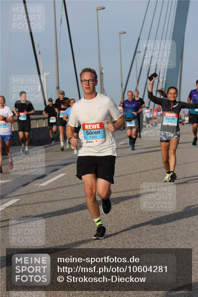 03.10.2026 - Köhlbrandbrückenlauf Strokosch-Dieckow http://msf.ph/oto/10604281 03.10.2026 09:41:04 Position 2 1101, 2368 meine-sportfotos.de