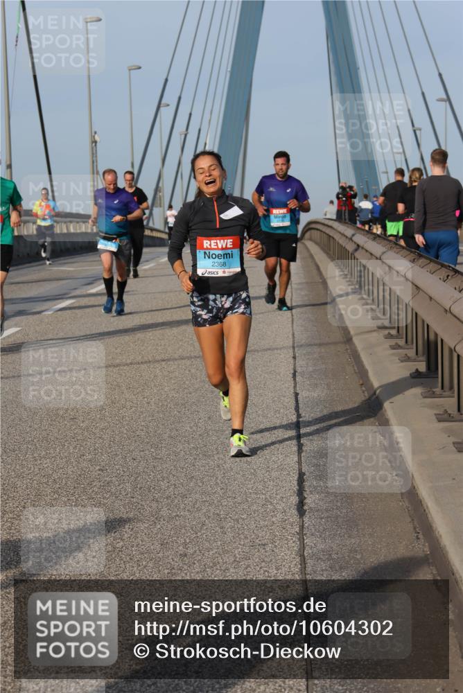 03.10.2026 - Köhlbrandbrückenlauf Strokosch-Dieckow http://msf.ph/oto/10604302 03.10.2026 09:41:07 Position 2 2368 meine-sportfotos.de