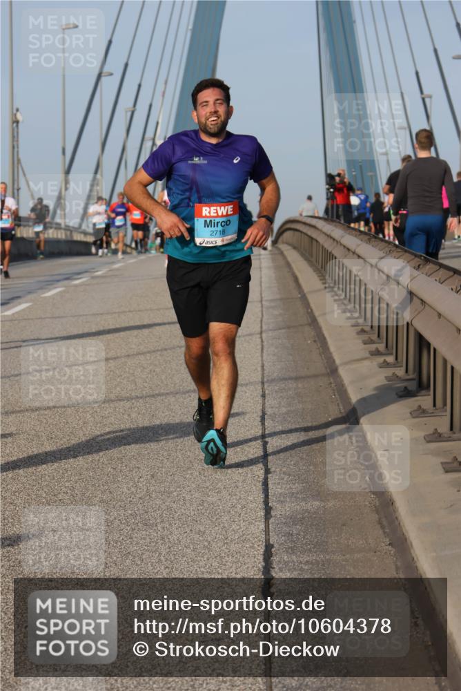 03.10.2026 - Köhlbrandbrückenlauf Strokosch-Dieckow http://msf.ph/oto/10604378 03.10.2026 09:41:10 Position 2 2718 meine-sportfotos.de