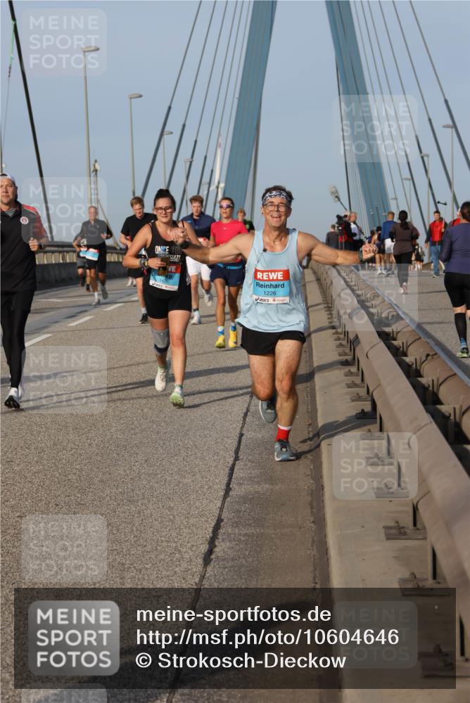 03.10.2026 - Köhlbrandbrückenlauf Strokosch-Dieckow http://msf.ph/oto/10604646 03.10.2026 09:41:47 Position 2 1426, 1226 meine-sportfotos.de