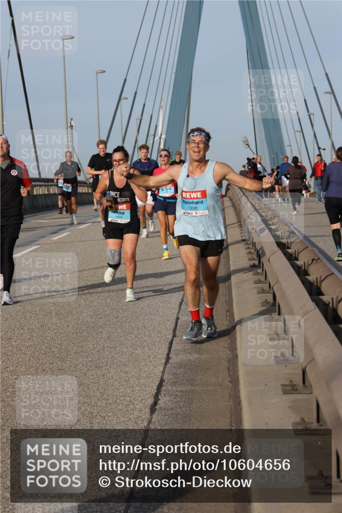 03.10.2026 - Köhlbrandbrückenlauf Strokosch-Dieckow http://msf.ph/oto/10604656 03.10.2026 09:41:48 Position 2 1426, 1226 meine-sportfotos.de