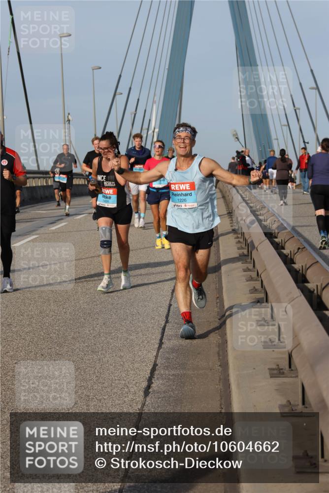03.10.2026 - Köhlbrandbrückenlauf Strokosch-Dieckow http://msf.ph/oto/10604662 03.10.2026 09:41:48 Position 2 1426, 1226 meine-sportfotos.de