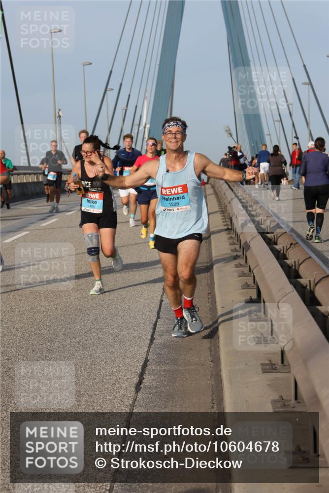 03.10.2026 - Köhlbrandbrückenlauf Strokosch-Dieckow http://msf.ph/oto/10604678 03.10.2026 09:41:48 Position 2 1426, 1226 meine-sportfotos.de