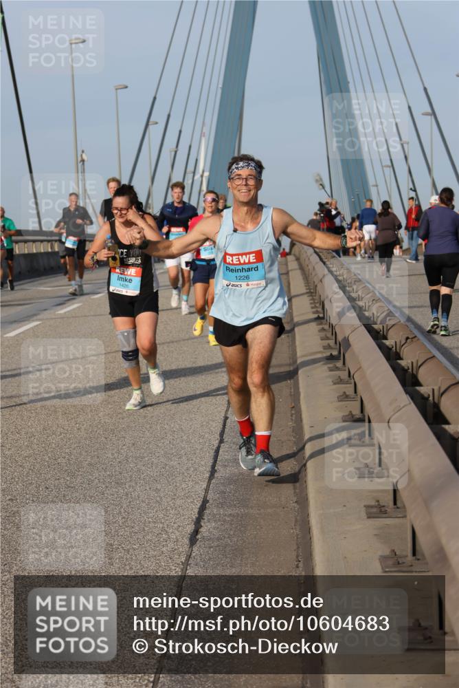 03.10.2026 - Köhlbrandbrückenlauf Strokosch-Dieckow http://msf.ph/oto/10604683 03.10.2026 09:41:48 Position 2 1426, 1226 meine-sportfotos.de