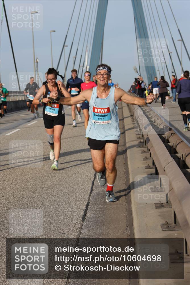 03.10.2026 - Köhlbrandbrückenlauf Strokosch-Dieckow http://msf.ph/oto/10604698 03.10.2026 09:41:48 Position 2 1426, 1226 meine-sportfotos.de