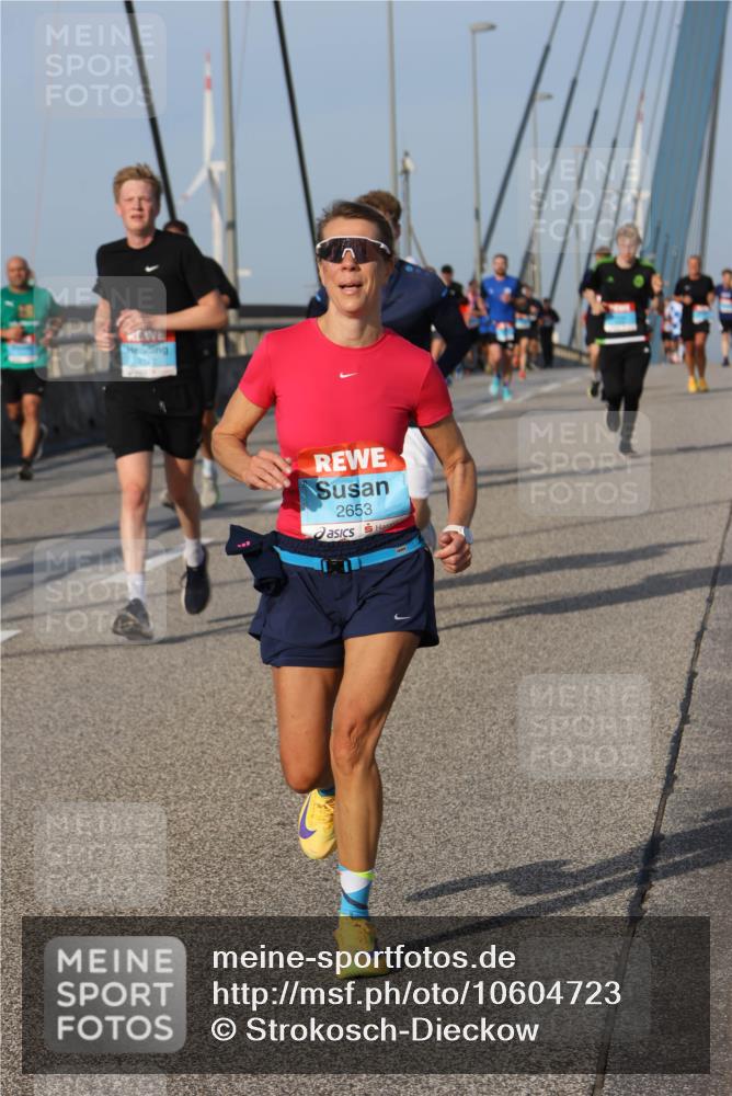 03.10.2026 - Köhlbrandbrückenlauf Strokosch-Dieckow http://msf.ph/oto/10604723 03.10.2026 09:41:52 Position 2 2122, 2653 meine-sportfotos.de