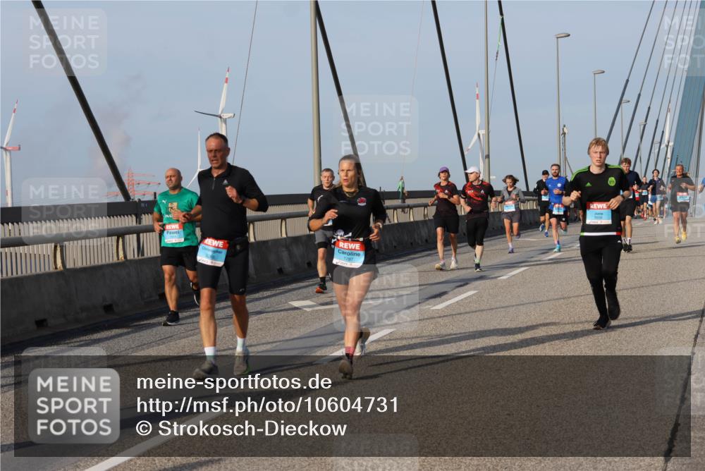 03.10.2026 - Köhlbrandbrückenlauf Strokosch-Dieckow http://msf.ph/oto/10604731 03.10.2026 09:41:56 Position 2 2288, 1787 meine-sportfotos.de