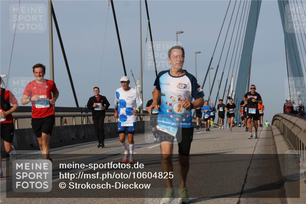 03.10.2026 - Köhlbrandbrückenlauf Strokosch-Dieckow http://msf.ph/oto/10604825 03.10.2026 09:42:19 Position 2  meine-sportfotos.de