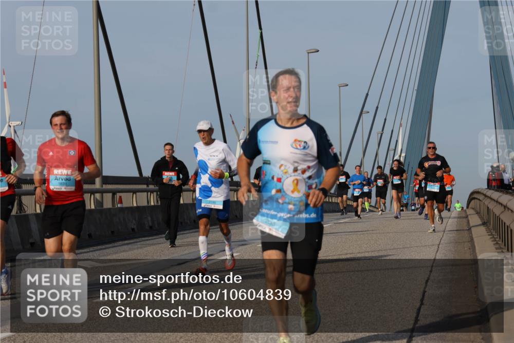 03.10.2026 - Köhlbrandbrückenlauf Strokosch-Dieckow http://msf.ph/oto/10604839 03.10.2026 09:42:20 Position 2 1639, 2199, 2058 meine-sportfotos.de