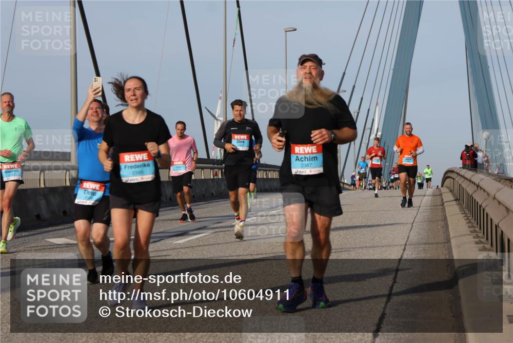 03.10.2026 - Köhlbrandbrückenlauf Strokosch-Dieckow http://msf.ph/oto/10604911 03.10.2026 09:42:30 Position 2 2163, 2390, 1462, 2387 meine-sportfotos.de