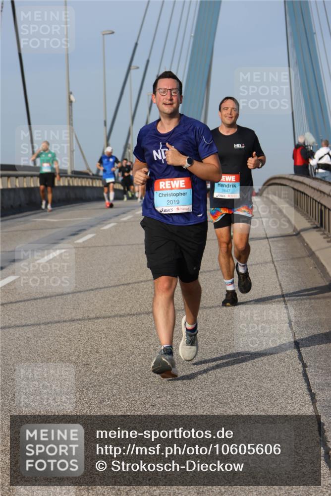 03.10.2026 - Köhlbrandbrückenlauf Strokosch-Dieckow http://msf.ph/oto/10605606 03.10.2026 09:43:41 Position 2 2019, 1647 meine-sportfotos.de