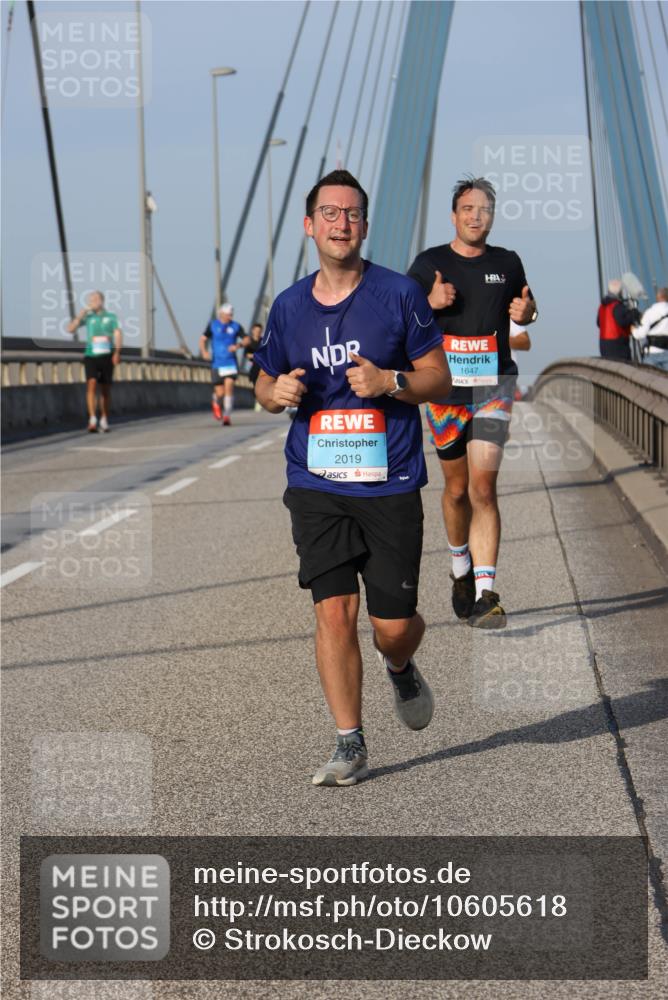 03.10.2026 - Köhlbrandbrückenlauf Strokosch-Dieckow http://msf.ph/oto/10605618 03.10.2026 09:43:41 Position 2 2019, 1647 meine-sportfotos.de