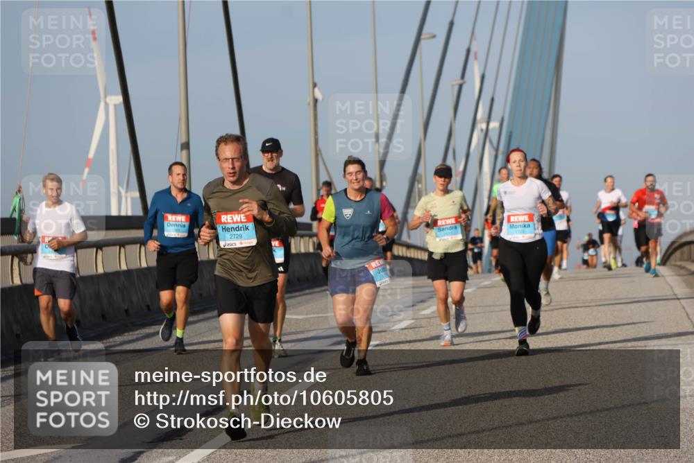 03.10.2026 - Köhlbrandbrückenlauf Strokosch-Dieckow http://msf.ph/oto/10605805 03.10.2026 09:44:05 Position 2 2729, 1722 meine-sportfotos.de