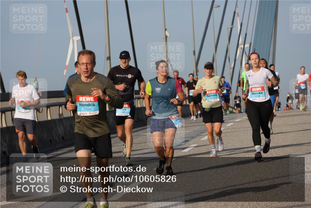 03.10.2026 - Köhlbrandbrückenlauf Strokosch-Dieckow http://msf.ph/oto/10605826 03.10.2026 09:44:07 Position 2 2729, 2343, 2011, 1722 meine-sportfotos.de