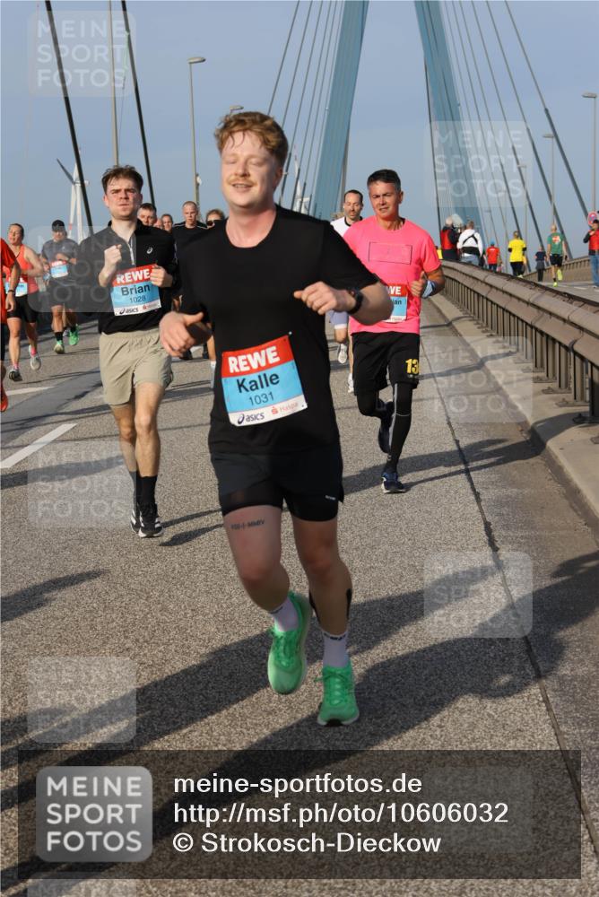 03.10.2026 - Köhlbrandbrückenlauf Strokosch-Dieckow http://msf.ph/oto/10606032 03.10.2026 09:44:29 Position 2 1028, 1031, 13, 1 meine-sportfotos.de