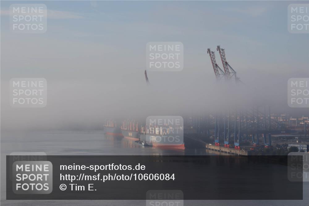03.10.2026 - Köhlbrandbrückenlauf Tim E. http://msf.ph/oto/10606084 03.10.2026 09:10:20 Position 1  meine-sportfotos.de