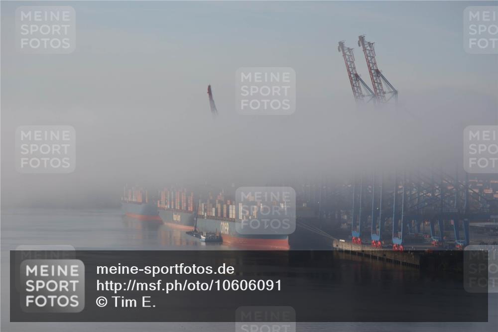 03.10.2026 - Köhlbrandbrückenlauf Tim E. http://msf.ph/oto/10606091 03.10.2026 09:10:32 Position 1  meine-sportfotos.de