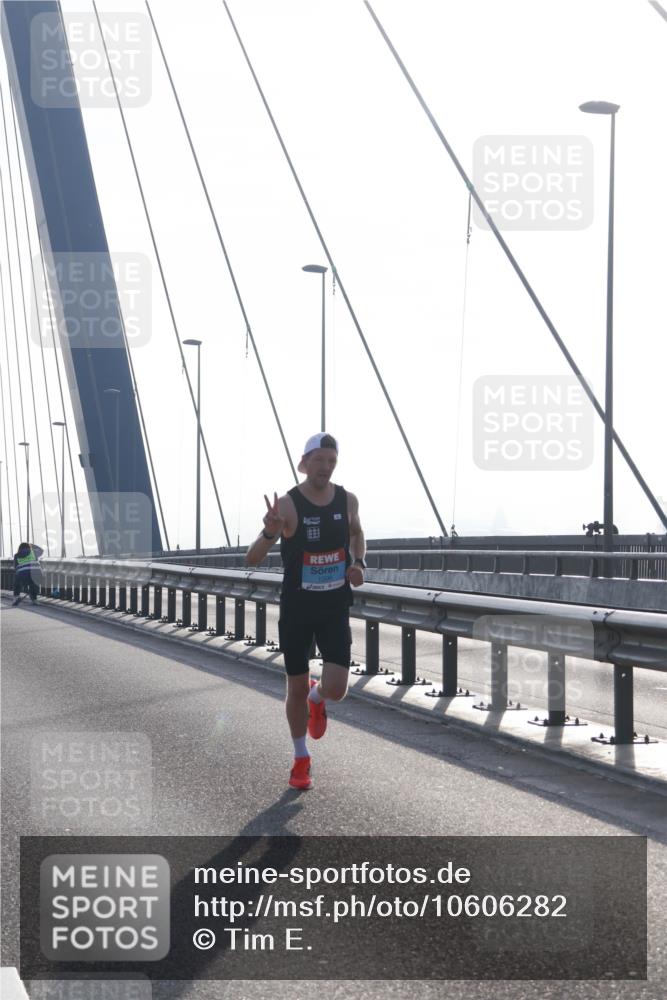 03.10.2026 - Köhlbrandbrückenlauf Tim E. http://msf.ph/oto/10606282 03.10.2026 09:16:39 Position 1 1508 meine-sportfotos.de