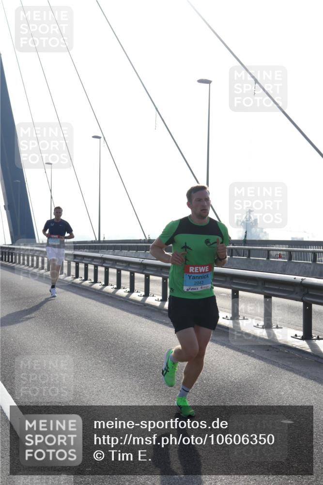 03.10.2026 - Köhlbrandbrückenlauf Tim E. http://msf.ph/oto/10606350 03.10.2026 09:17:05 Position 1 2043 meine-sportfotos.de