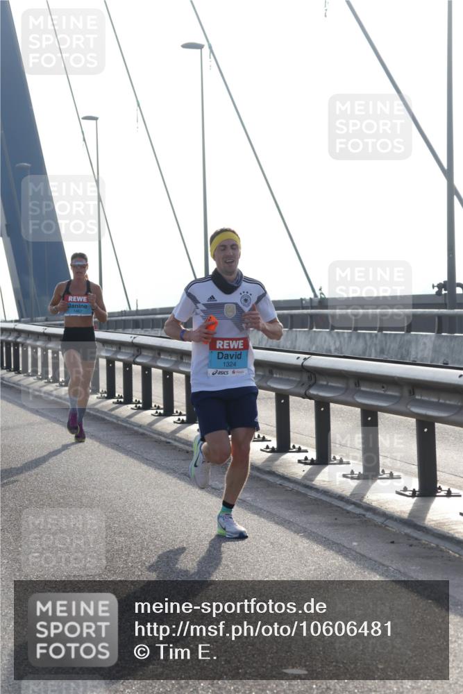 03.10.2026 - Köhlbrandbrückenlauf Tim E. http://msf.ph/oto/10606481 03.10.2026 09:17:52 Position 1 1467, 1324 meine-sportfotos.de