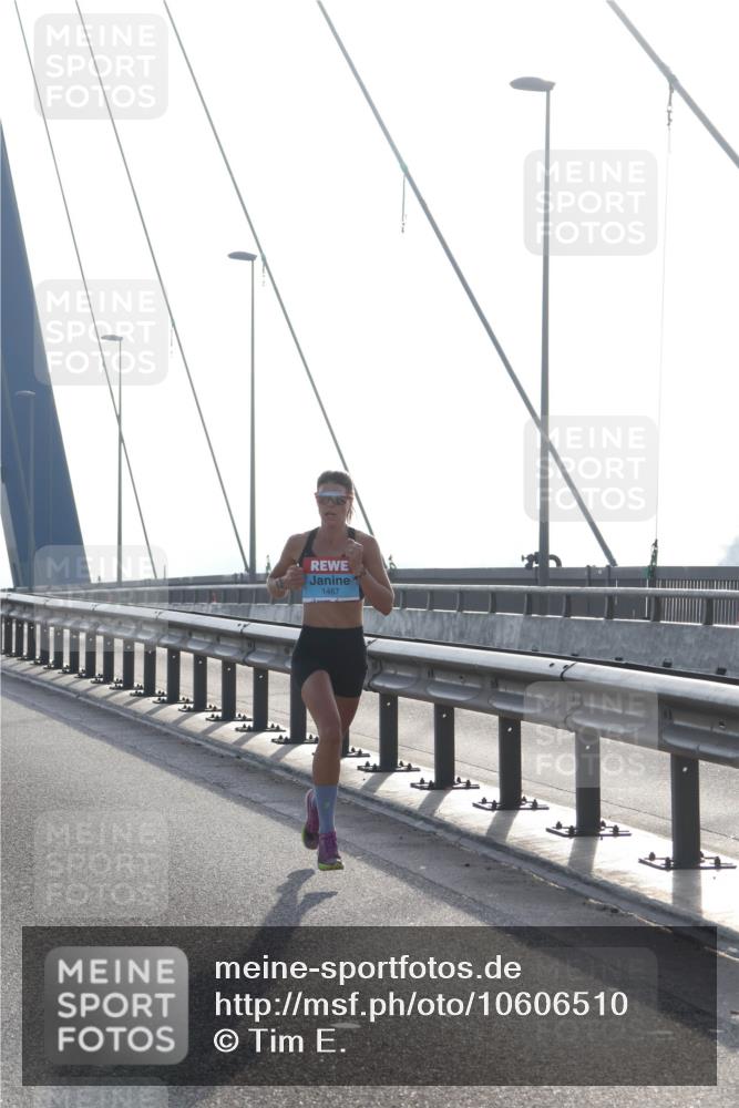 03.10.2026 - Köhlbrandbrückenlauf Tim E. http://msf.ph/oto/10606510 03.10.2026 09:17:54 Position 1 1467 meine-sportfotos.de