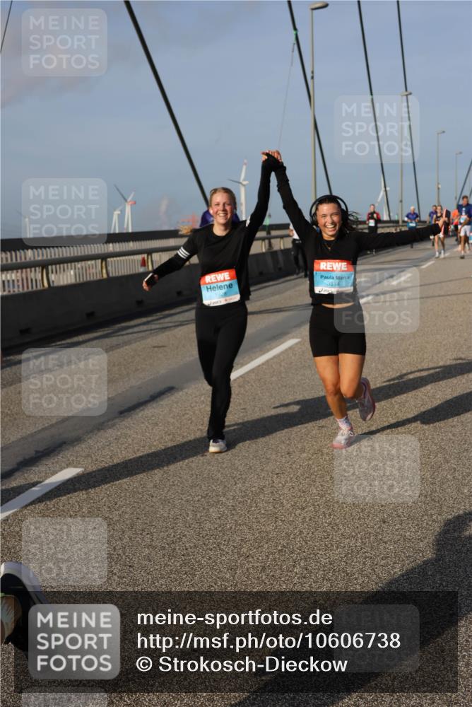 03.10.2026 - Köhlbrandbrückenlauf Strokosch-Dieckow http://msf.ph/oto/10606738 03.10.2026 09:45:05 Position 2 3814 meine-sportfotos.de