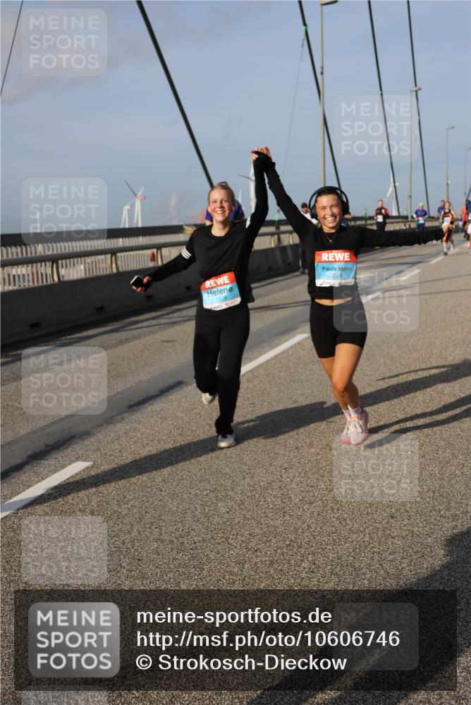 03.10.2026 - Köhlbrandbrückenlauf Strokosch-Dieckow http://msf.ph/oto/10606746 03.10.2026 09:45:05 Position 2 1928, 3814 meine-sportfotos.de