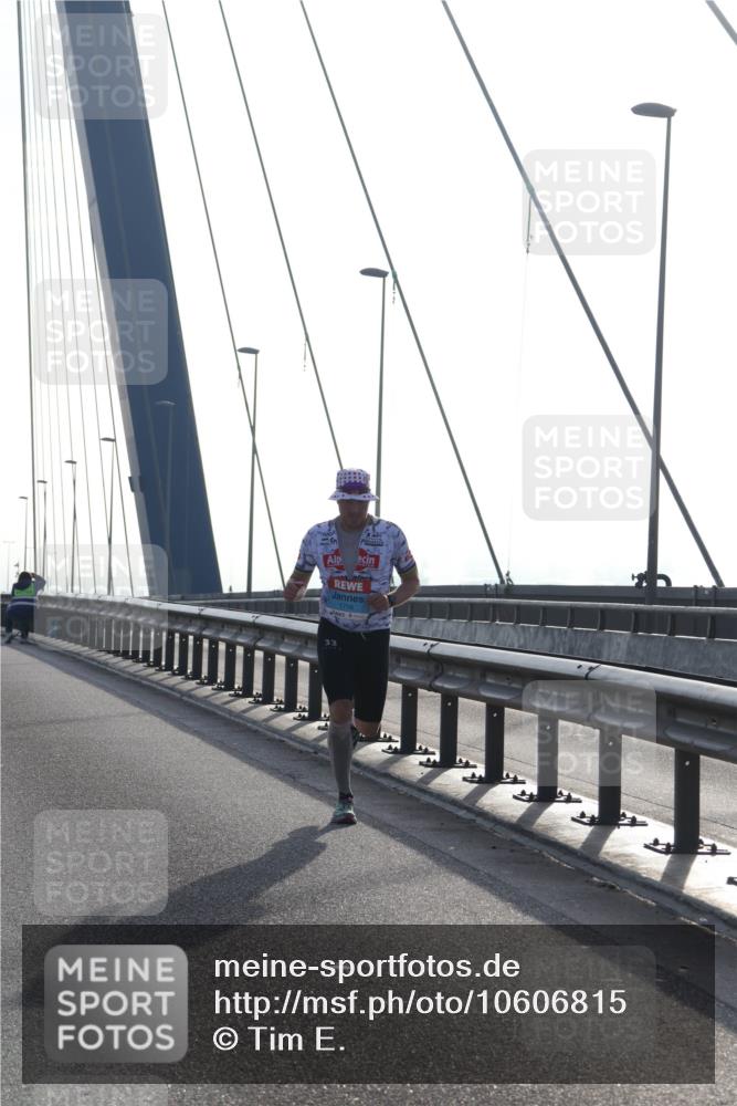 03.10.2026 - Köhlbrandbrückenlauf Tim E. http://msf.ph/oto/10606815 03.10.2026 09:18:41 Position 1 1716 meine-sportfotos.de