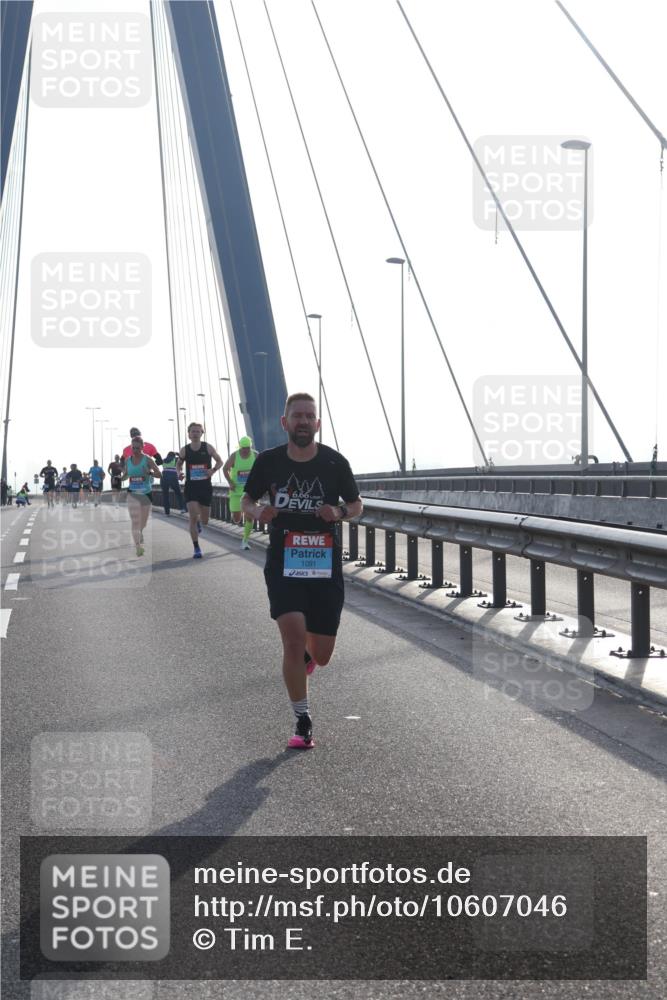 03.10.2026 - Köhlbrandbrückenlauf Tim E. http://msf.ph/oto/10607046 03.10.2026 09:19:24 Position 1 6, 66, 1091 meine-sportfotos.de