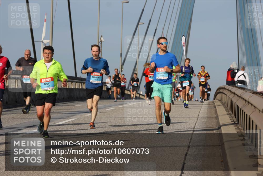 03.10.2026 - Köhlbrandbrückenlauf Strokosch-Dieckow http://msf.ph/oto/10607073 03.10.2026 09:45:47 Position 2 1252, 1587, 2604, 2489 meine-sportfotos.de
