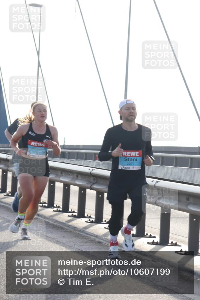 03.10.2026 - Köhlbrandbrückenlauf Tim E. http://msf.ph/oto/10607199 03.10.2026 09:19:48 Position 1 1507, 2077 meine-sportfotos.de