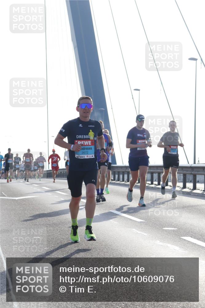 03.10.2026 - Köhlbrandbrückenlauf Tim E. http://msf.ph/oto/10609076 03.10.2026 09:22:42 Position 1 2672 meine-sportfotos.de