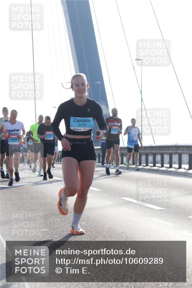 03.10.2026 - Köhlbrandbrückenlauf Tim E. http://msf.ph/oto/10609289 03.10.2026 09:23:10 Position 1 70, 3, 2319 meine-sportfotos.de