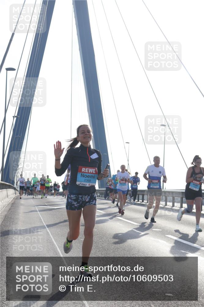03.10.2026 - Köhlbrandbrückenlauf Tim E. http://msf.ph/oto/10609503 03.10.2026 09:23:29 Position 1 2368 meine-sportfotos.de