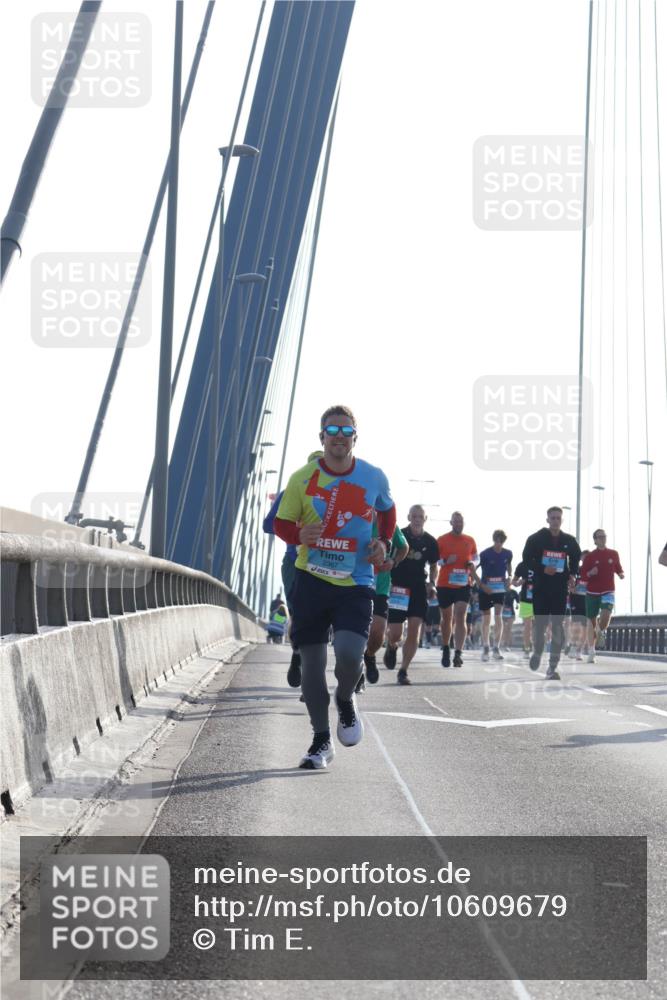 03.10.2026 - Köhlbrandbrückenlauf Tim E. http://msf.ph/oto/10609679 03.10.2026 09:23:46 Position 1 2367 meine-sportfotos.de