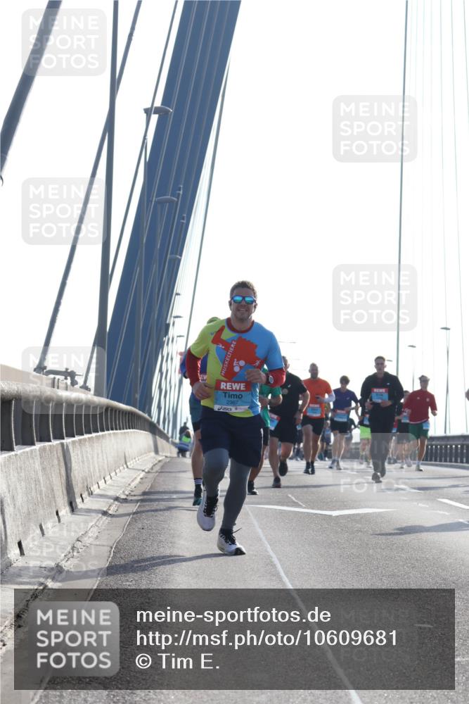 03.10.2026 - Köhlbrandbrückenlauf Tim E. http://msf.ph/oto/10609681 03.10.2026 09:23:47 Position 1 2367 meine-sportfotos.de
