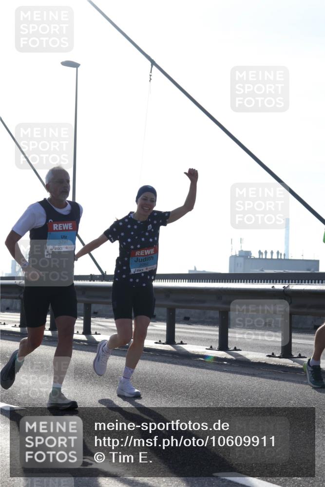 03.10.2026 - Köhlbrandbrückenlauf Tim E. http://msf.ph/oto/10609911 03.10.2026 09:24:07 Position 1 3797, 2262 meine-sportfotos.de
