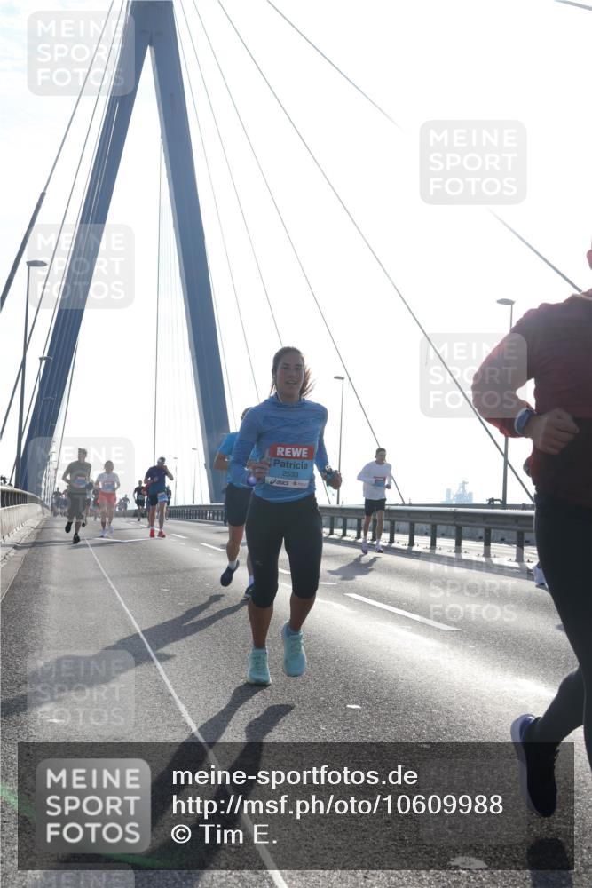 03.10.2026 - Köhlbrandbrückenlauf Tim E. http://msf.ph/oto/10609988 03.10.2026 09:24:13 Position 1 2533 meine-sportfotos.de