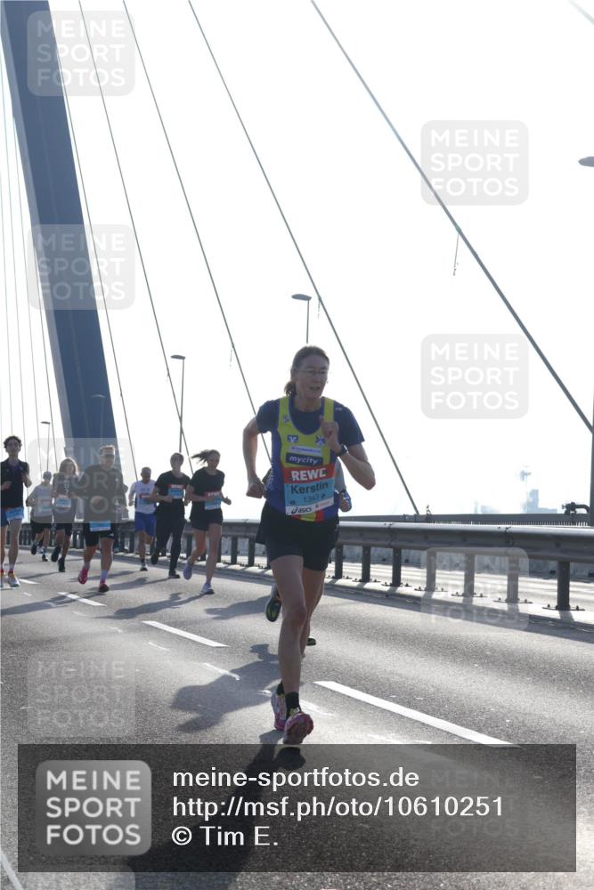 03.10.2026 - Köhlbrandbrückenlauf Tim E. http://msf.ph/oto/10610251 03.10.2026 09:24:41 Position 1 2, 1343 meine-sportfotos.de
