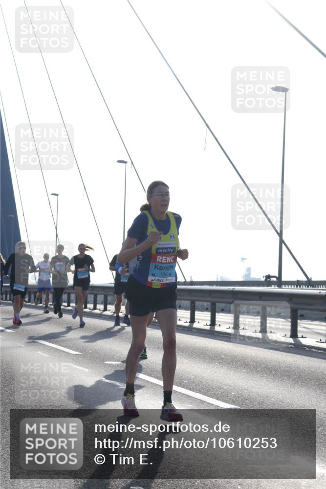 03.10.2026 - Köhlbrandbrückenlauf Tim E. http://msf.ph/oto/10610253 03.10.2026 09:24:42 Position 1 1343 meine-sportfotos.de