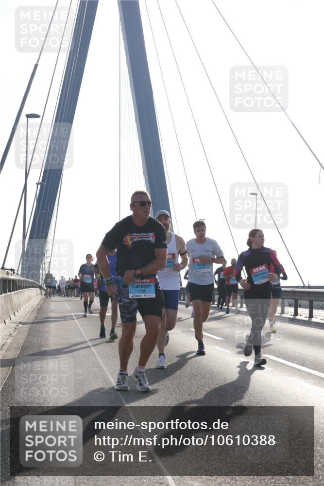 03.10.2026 - Köhlbrandbrückenlauf Tim E. http://msf.ph/oto/10610388 03.10.2026 09:24:53 Position 1 1786, 361, 2297 meine-sportfotos.de