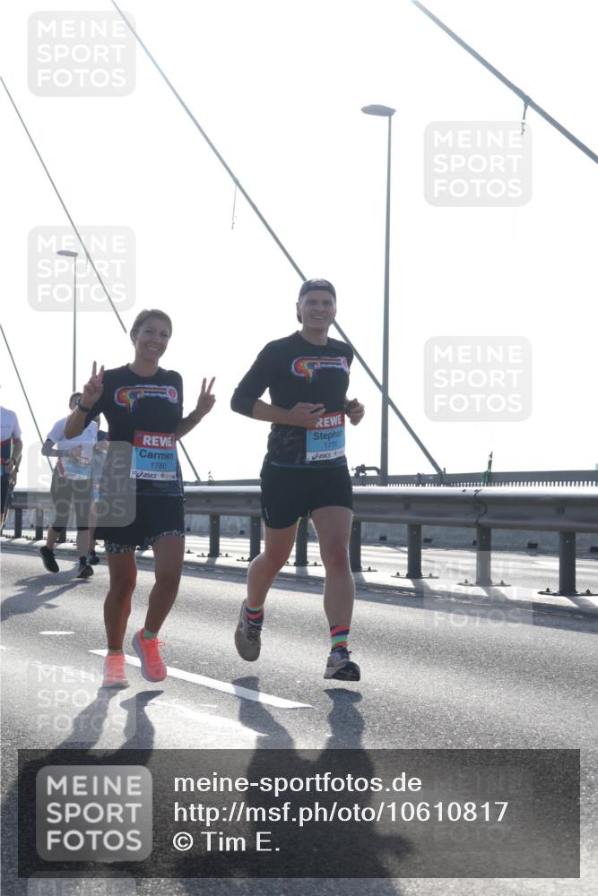 03.10.2026 - Köhlbrandbrückenlauf Tim E. http://msf.ph/oto/10610817 03.10.2026 09:25:36 Position 1 1780, 1776 meine-sportfotos.de