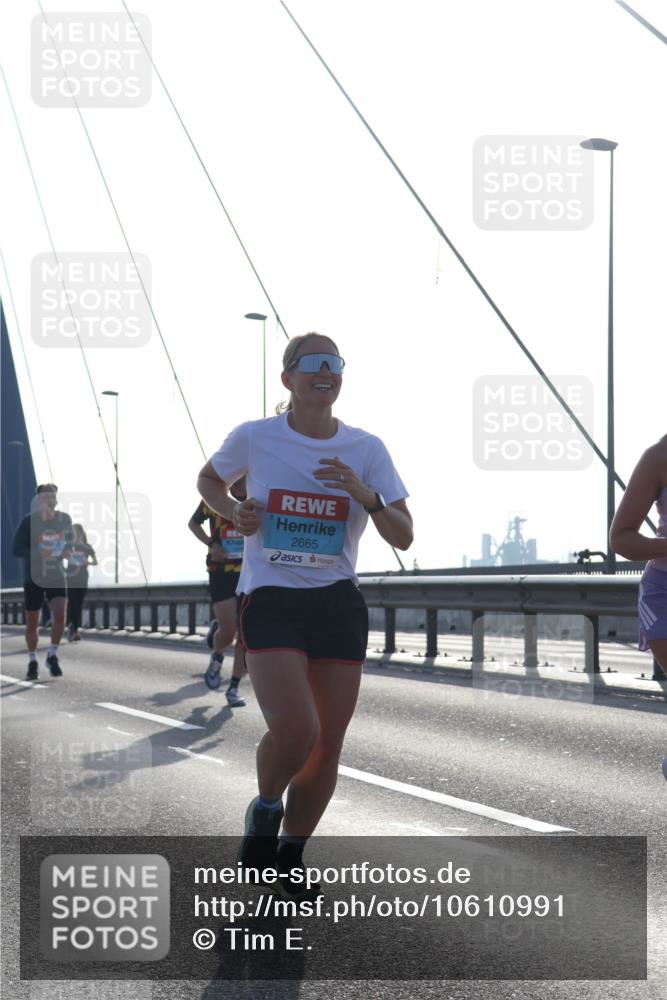 03.10.2026 - Köhlbrandbrückenlauf Tim E. http://msf.ph/oto/10610991 03.10.2026 09:26:08 Position 1 2665 meine-sportfotos.de