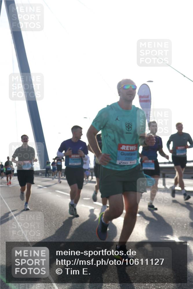 03.10.2026 - Köhlbrandbrückenlauf Tim E. http://msf.ph/oto/10611127 03.10.2026 09:26:32 Position 1 2351 meine-sportfotos.de
