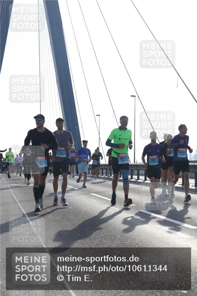 03.10.2026 - Köhlbrandbrückenlauf Tim E. http://msf.ph/oto/10611344 03.10.2026 09:26:52 Position 1 2248 meine-sportfotos.de